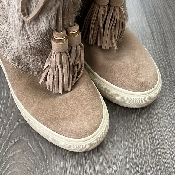 Tory Burch fur shoes. Size 6M - Picture 3 of 8